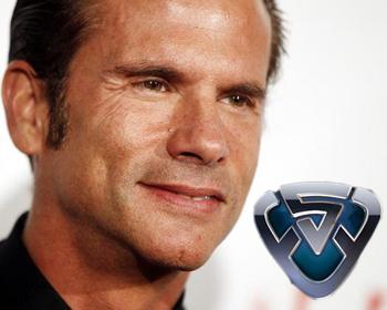 Lorenzo Lamas llega al país y se pone a disposición de Marcelo Tinelli