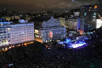 Famosos en el Colón